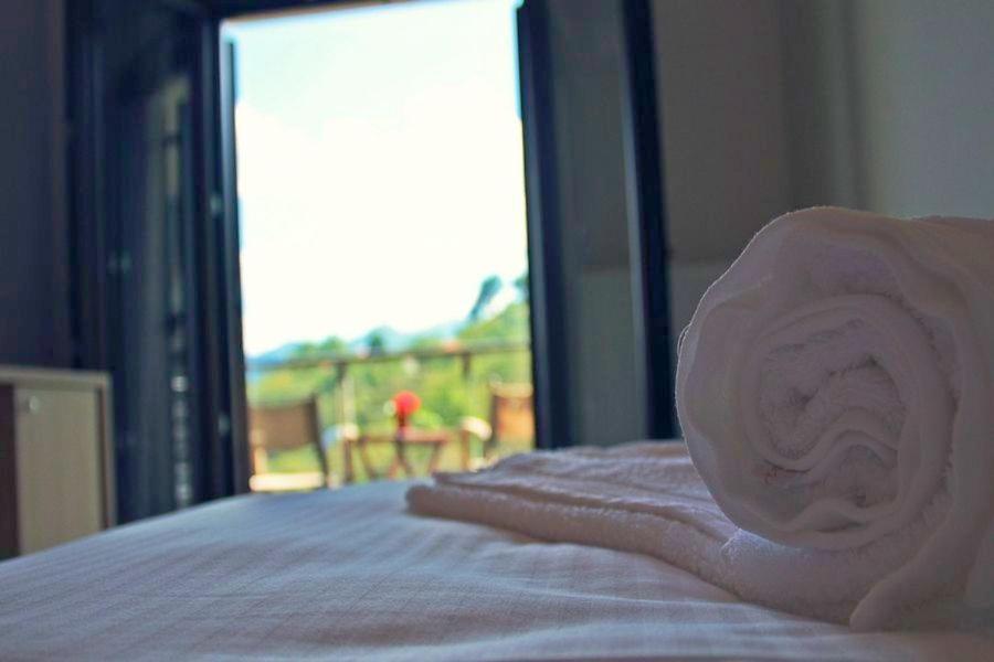 ホテルOmilaia Gardiki エクステリア 写真
